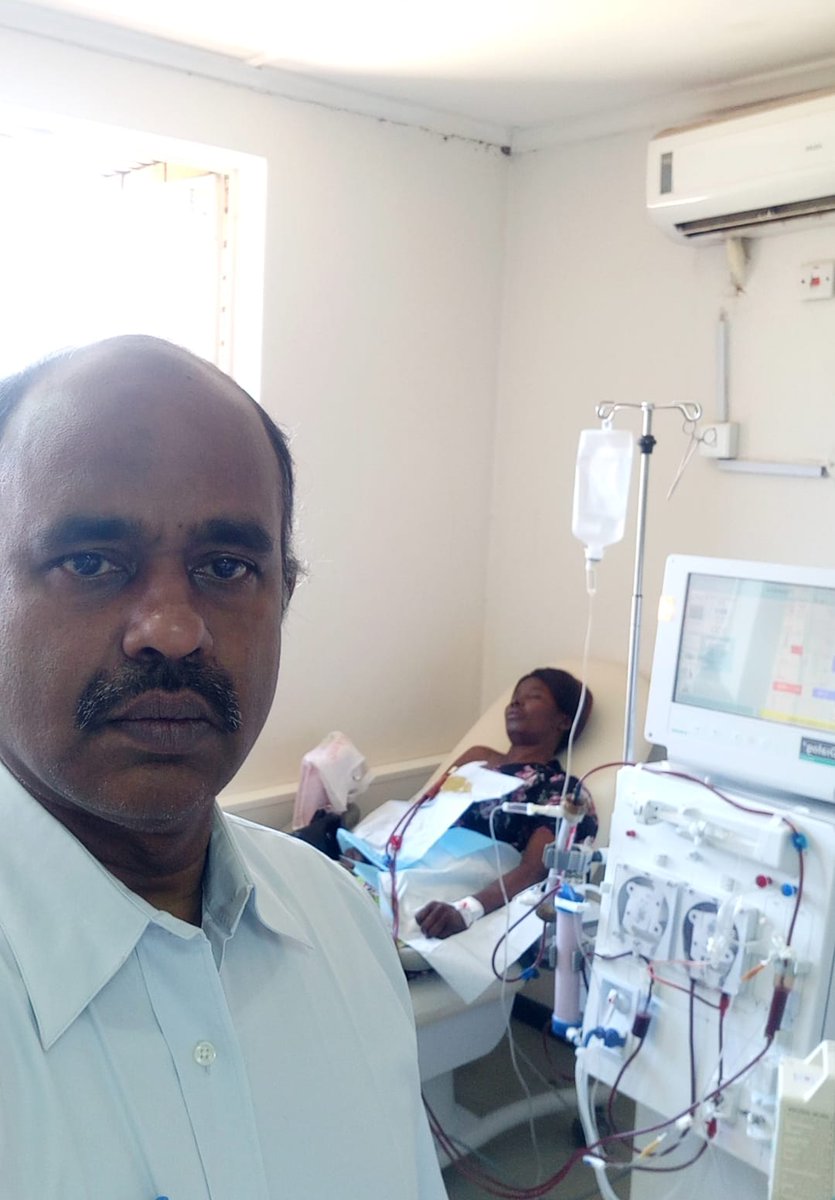 kidneyravi's tweet photo. @ISNkidneycare @AfricanAFRAN The first ever renal transplant done by my team in Zambia UTH hospital. Patient a doctor himself is now the ambassador for awareness programmes. https://t.co/vvlJvhsrT5