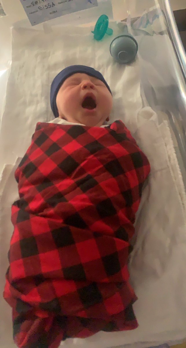 angelmcclellan1's tweet photo. Y’all I’m obsessed with my little man. God gave me the best Christmas gift ever🎁🥰🎄😍 Stetson Alan Klink, weighing 8lbs 1oz born at 7:04am December,23rd 2021 💕 https://t.co/FcgfOgKS8a