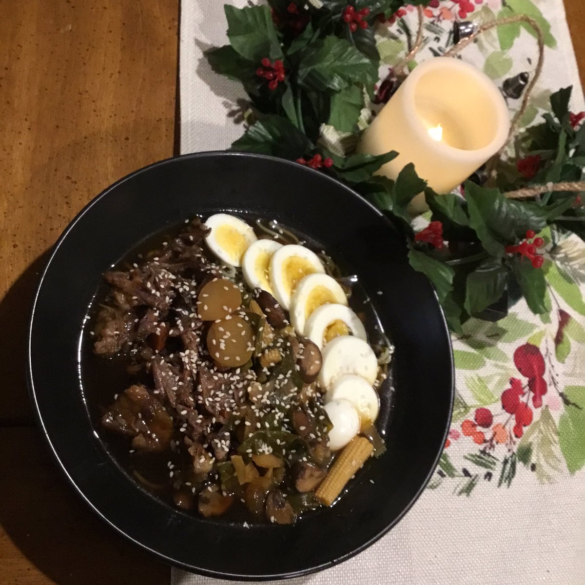 chefaudreyb's tweet photo. #glutenfree Short Rib Ramen and Nakatomi Plaza! #merrychristmas #celiac #TopChefJr https://t.co/p1sYv3918W