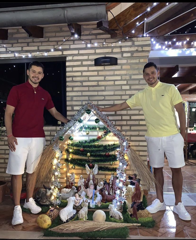 marce926's tweet photo. Lo que le pedí a papá Noel @RomeroTeam_ https://t.co/OZJIFTbdwa