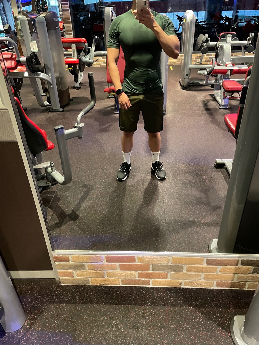 低調健身把拔 tweet media