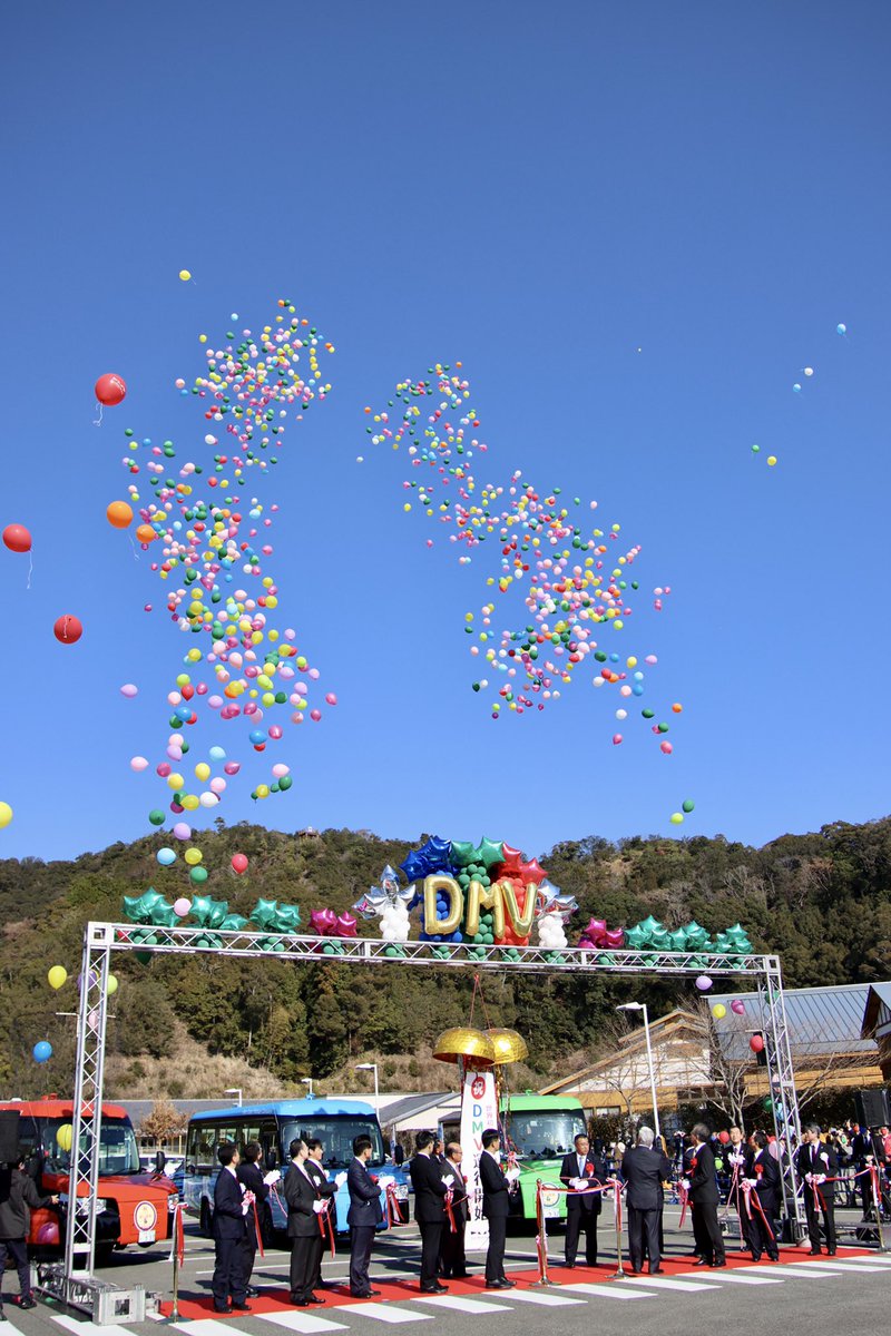 Ariei2000's tweet photo. 阿佐海岸鉄道 DMV
世界初のバス鉄道共用できる乗り物が今日道を刻み始めました
交通の新たな未来がここに詰まってる https://t.co/6eLLoOpCld