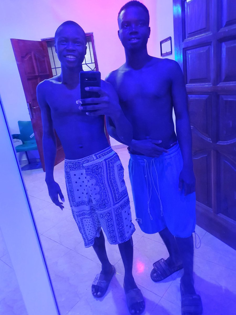 Clinton_Brave56's tweet photo. My man 💪, oluwa bless your boy
Merry Christmas 🎅 🎄 https://t.co/XkgO3FaJ9e