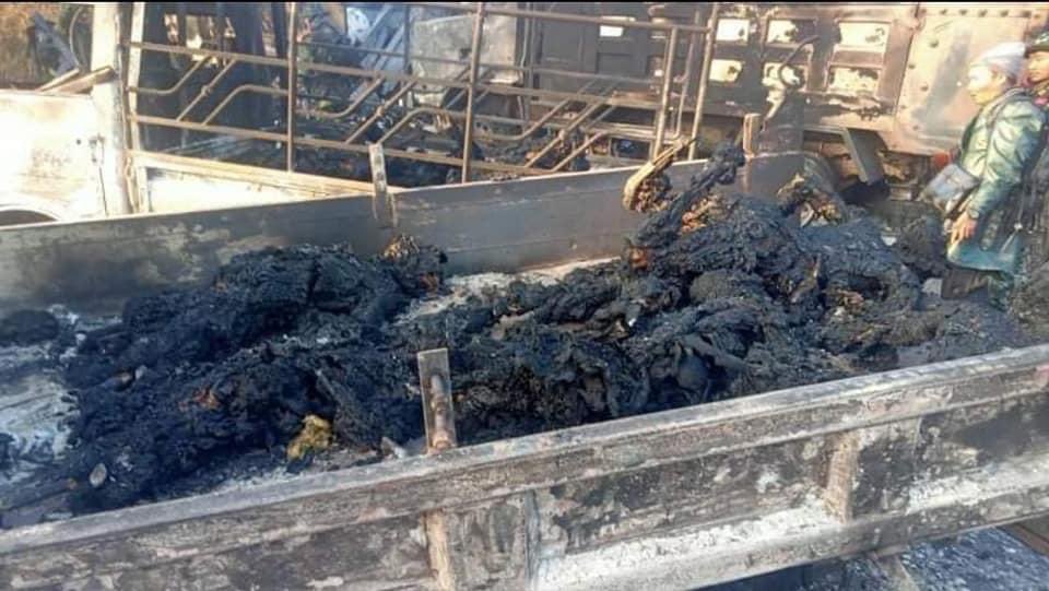 On this Christmas, the #MyanmarMilitary burned to death at least 30 civilians in #MoSo village, #Phrusoe township, #Karenni State. They were arrested on 24th &amp; killed on 25th. There is more cruel than this to Christian majority Karenni people.
#Dec25Coup #WhatsHappeningInMyanmar