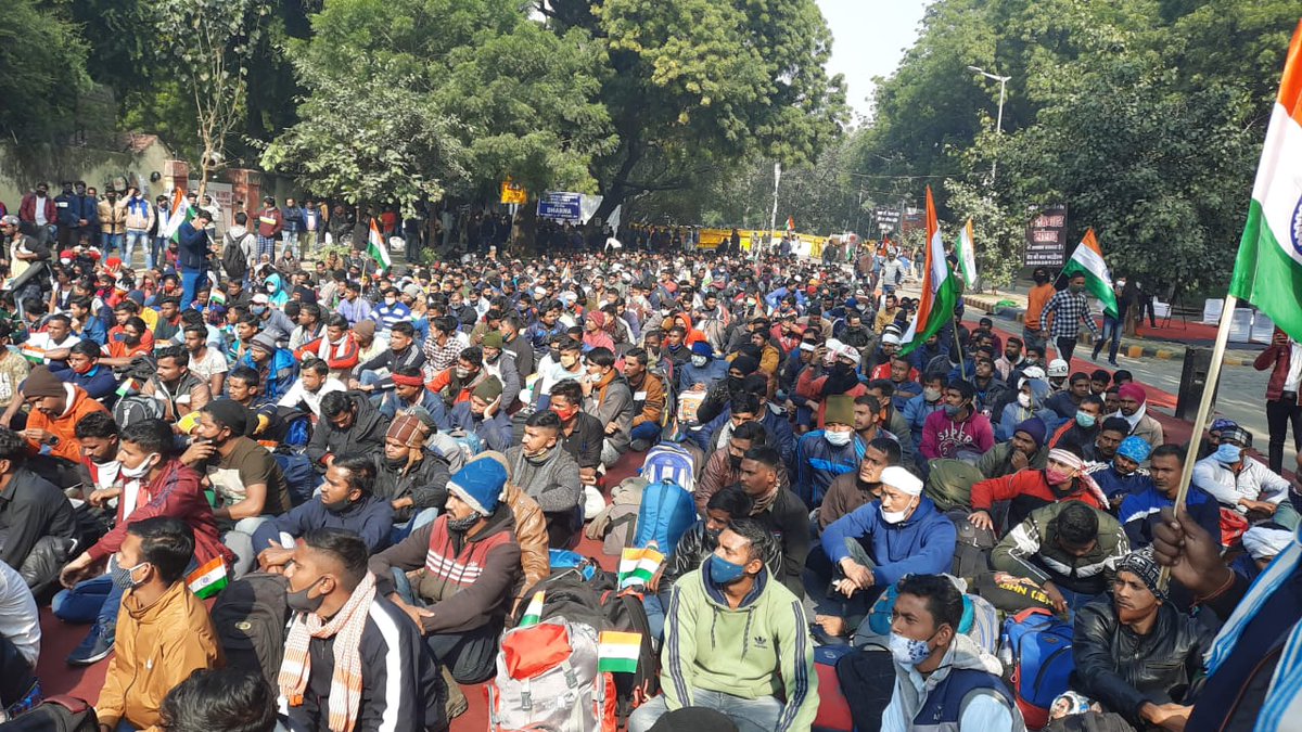 im_akashrathore's tweet photo. #वर्दी_दो_या_अर्थी_दो_SSCGD18
Justice for SSC GD 2018
Justice for SSC GD 2018
@abhinaymaths @khansiroffic @BhimArmyChief @whokumargaurav https://t.co/eA51B1Cyir