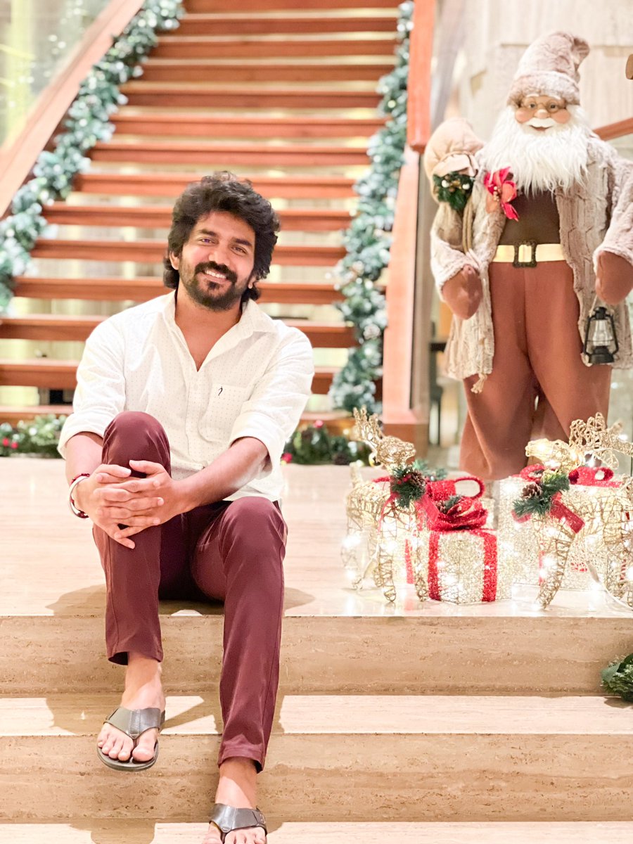 Kavin_m_0431's tweet photo. Wishing you all the happiness :)

#MerryChristmas 🎅🏻🌲⭐️ https://t.co/V8Wez7fV5Y