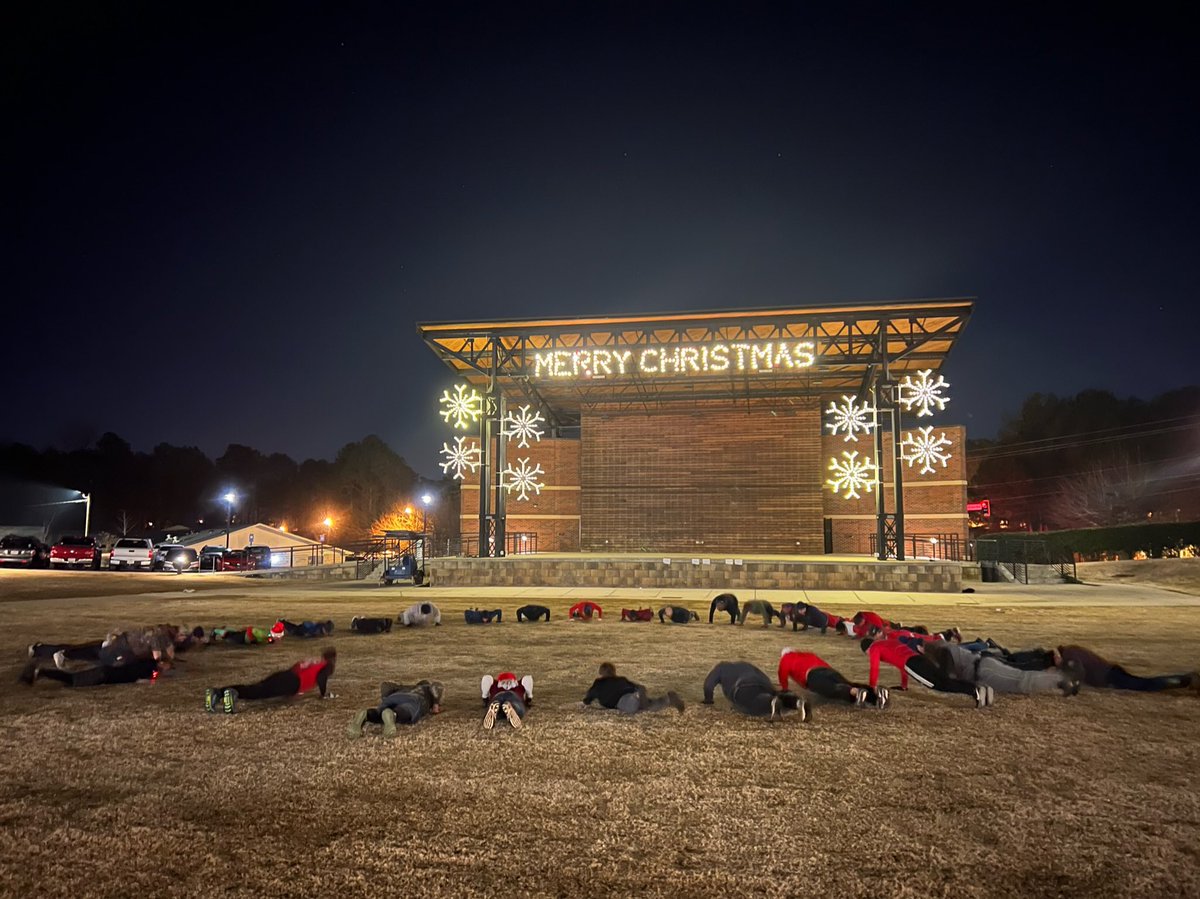 F3 Exile tweet media