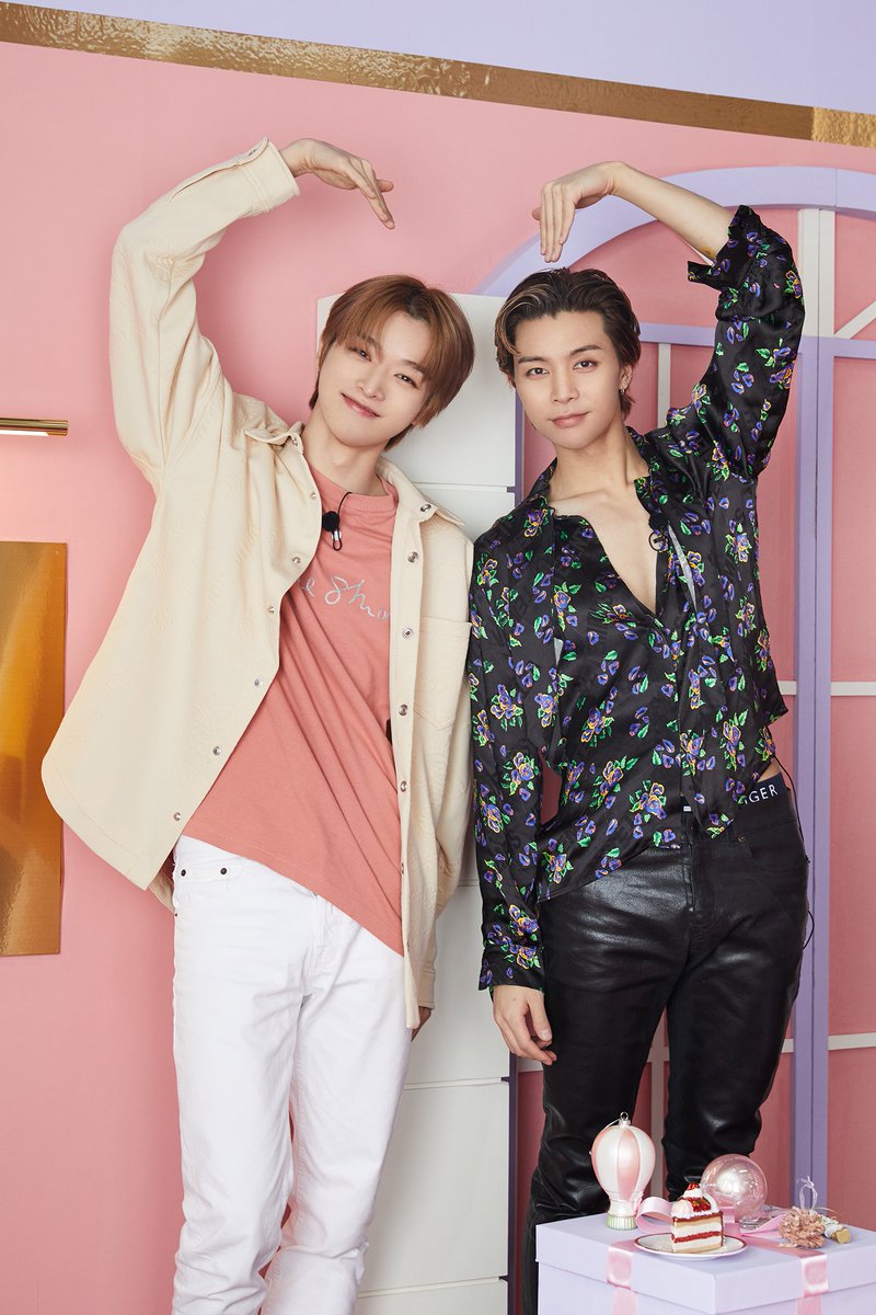 johnny__suh's tweet photo. Dont forget 2022.01.01 1PM KST https://t.co/mcmjTHRIwG