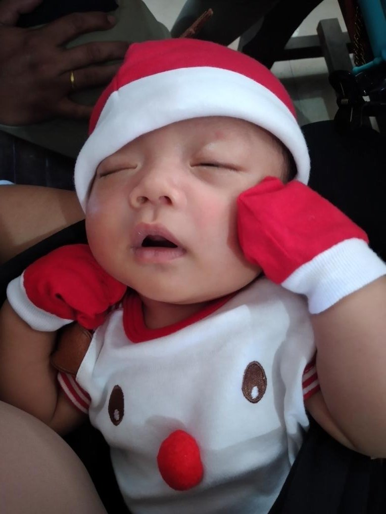 lamhotpane's tweet photo. #MerryChristmas everyone!!! https://t.co/9pX0wOu5e5