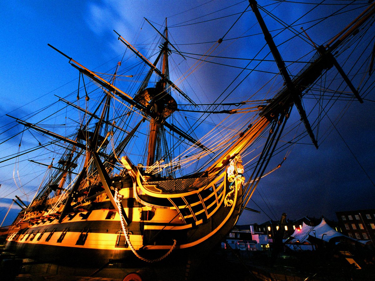 #OnThisDay 100 years ago in 1922 the Admiralty ordered that the first rate, HMS VICTORY, should be preserved in Number 2 Dock @HMNBPortsmouth where you can still see her today. The worlds oldest warship still in commission.