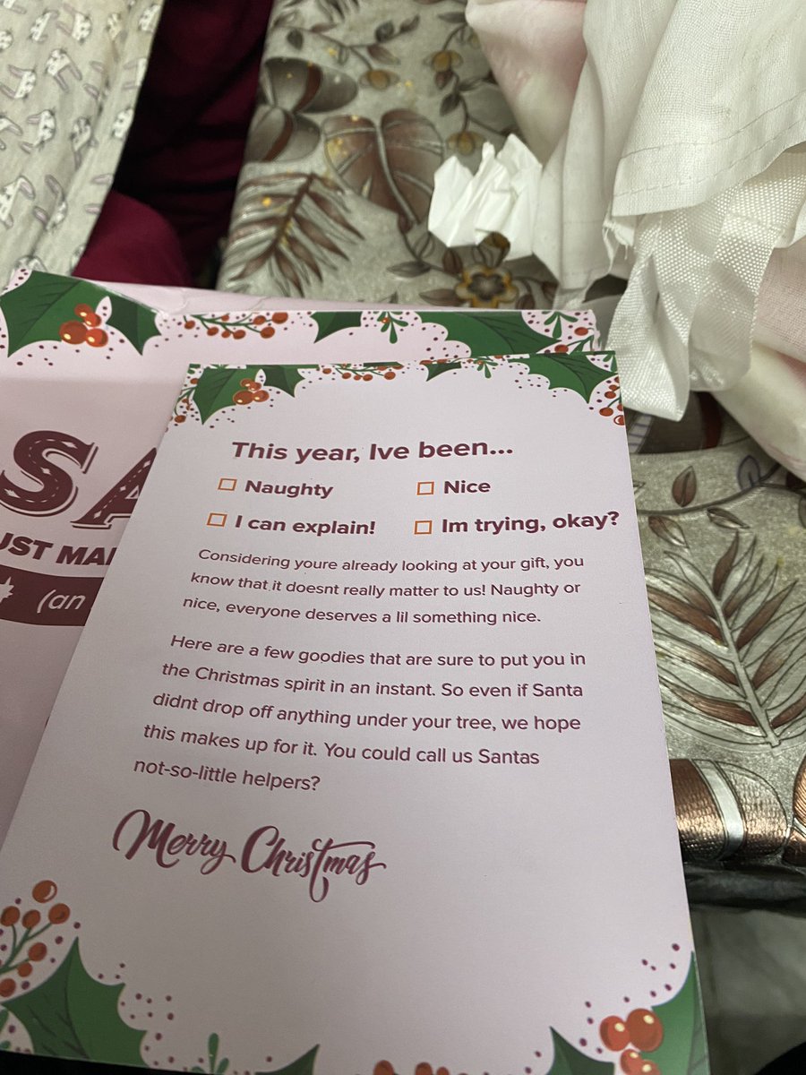 harmeets_'s tweet photo. @swiggy_in got a Christmas gift from Swiggy instamart. Thanks https://t.co/PZWcui4Hx5