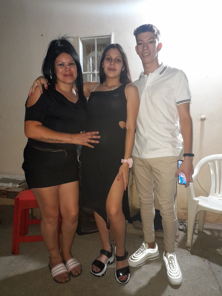 Σzee • 🃏 tweet media