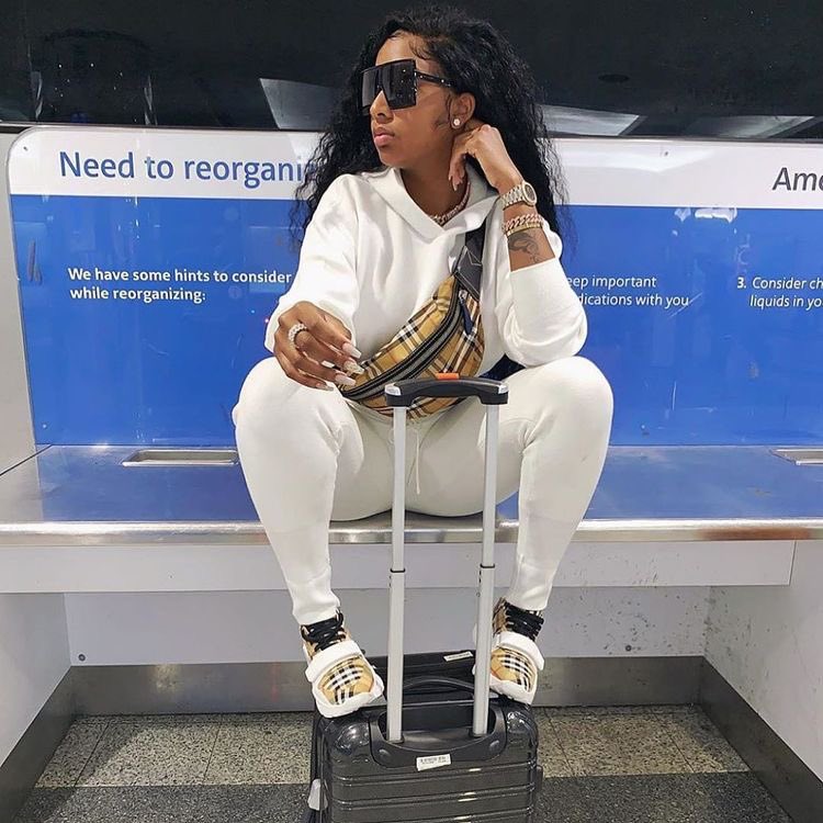 realellathreads's tweet photo. ⏩ tsr link up : #kaylaa #Chanel #lyirc with another birthday link for #lyirc 18th birthday they getting ready to head out to Jamaica https://t.co/Qn4X9WFn0Z