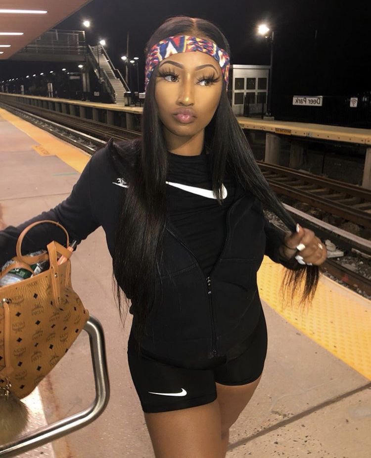 realellathreads's tweet photo. ⏩ tsr link up : #kaylaa #Chanel #lyirc with another birthday link for #lyirc 18th birthday they getting ready to head out to Jamaica https://t.co/Qn4X9WFn0Z