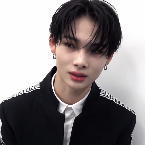 inlove w this #ni_ki 🖤