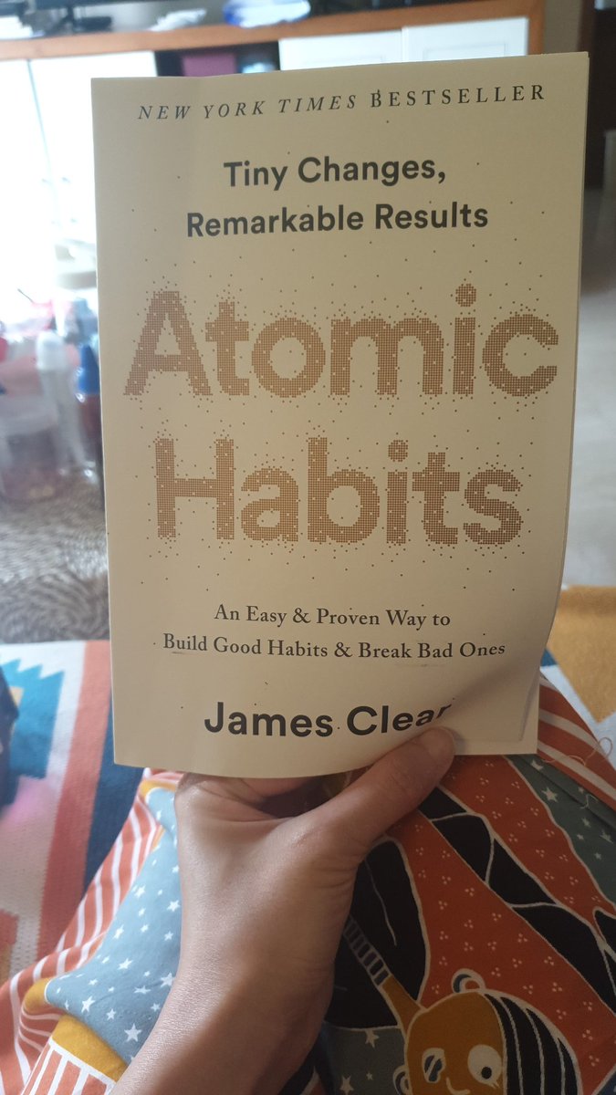 edhita's tweet photo. Just start reading Atomic Habits by @JamesClear . For better 2022!! https://t.co/N8ogLkDNb5