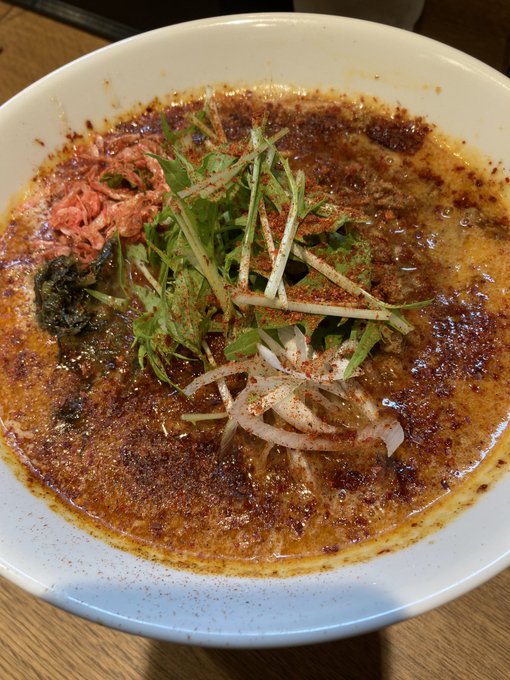 赤と緑と白を基調にしてるのでクリスマス飯と言える 