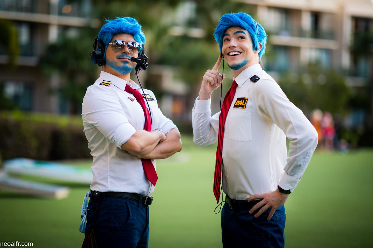 ne0alfr's tweet photo. @Alec_Crow and his brother  at #HolMat2021 https://t.co/gylY7L03q4