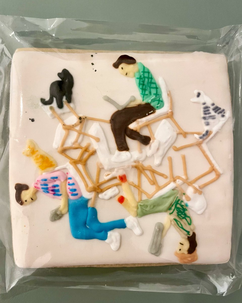 curtsmith's tweet photo. This is one hell of a cookie 😊 #TheTippingPoint - Merry Christmas everyone! 🎄🎄🎄 https://t.co/U9WbPLfLfB