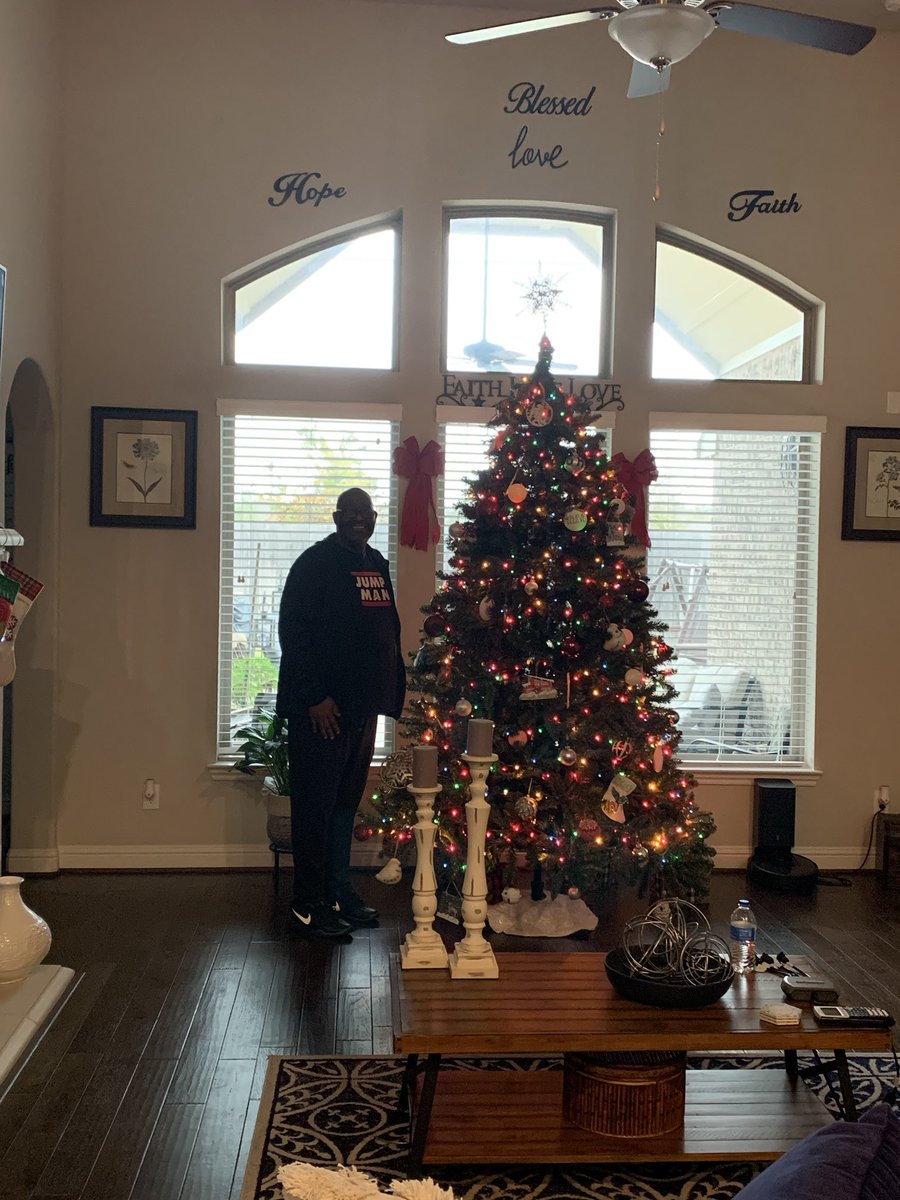 Jeff groves (@thereekprogram) on Twitter photo Merry Christmas 🎄 Merry Christmas 🎄