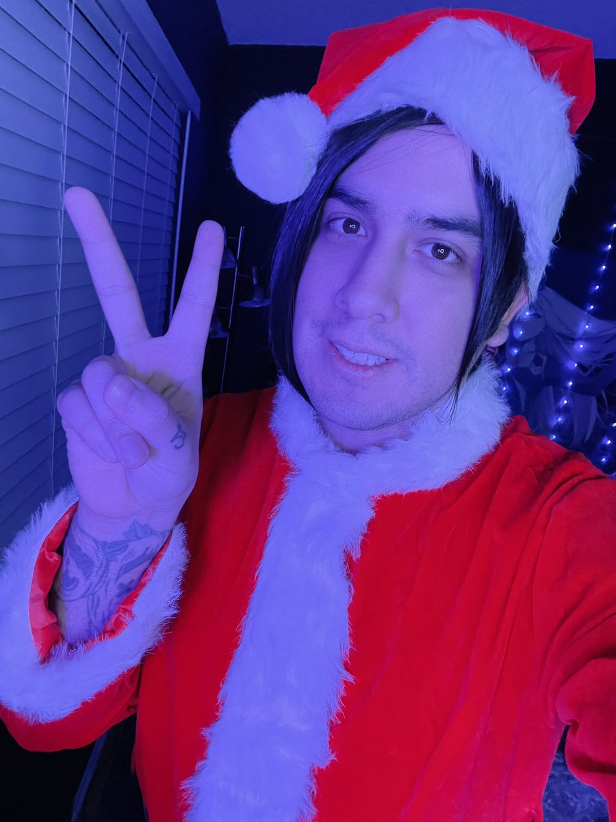 PixelGhosty88's tweet photo. Merry Christmas! ๐ Subathon starts NOW! 24HR cap! Christmas themed horror games & booty shakes! Links in bio ๐ค๐
#hologramdreams #twitch #twitchstreamer #twitchtv #emosanta #christmas2021 https://t.co/3Cc4IrCqKz