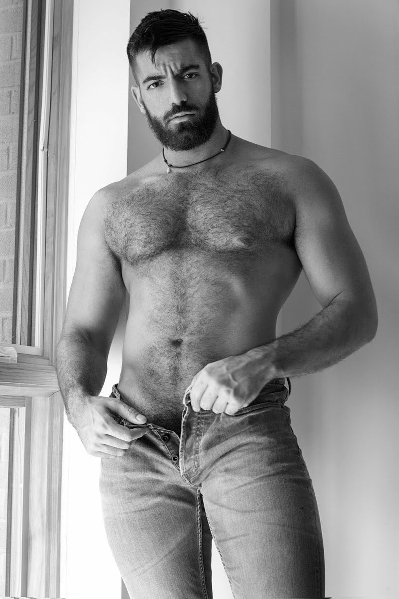 TheGayGaston's tweet photo. https://t.co/WRwbYpNEOm 👀
🎁 50% off today 🎁 https://t.co/8hdVdfgZve