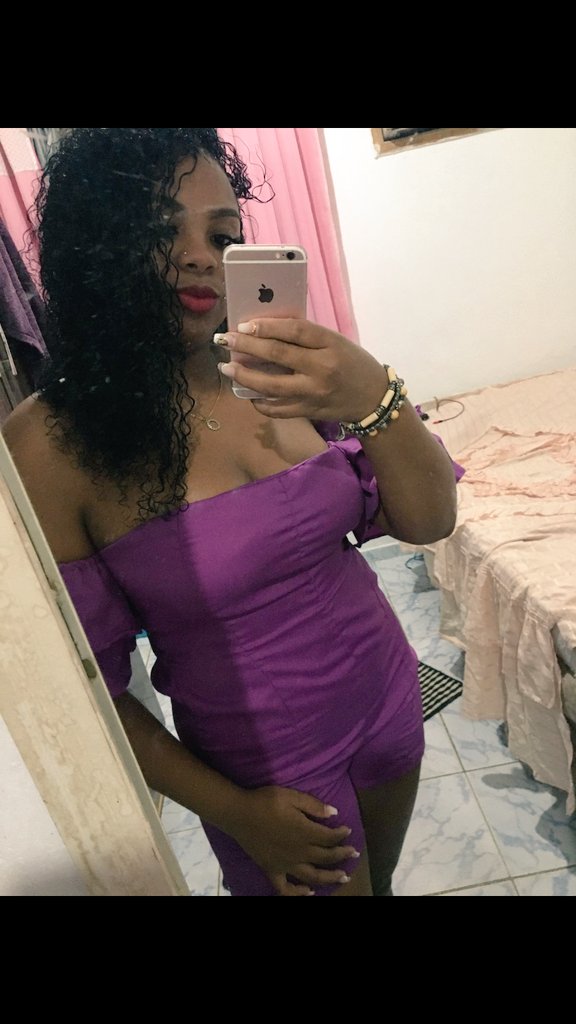 pxx_suelen's tweet photo. Minha meta é ser feliz, não perfeita.😏😉 https://t.co/0ehzbnRtIs