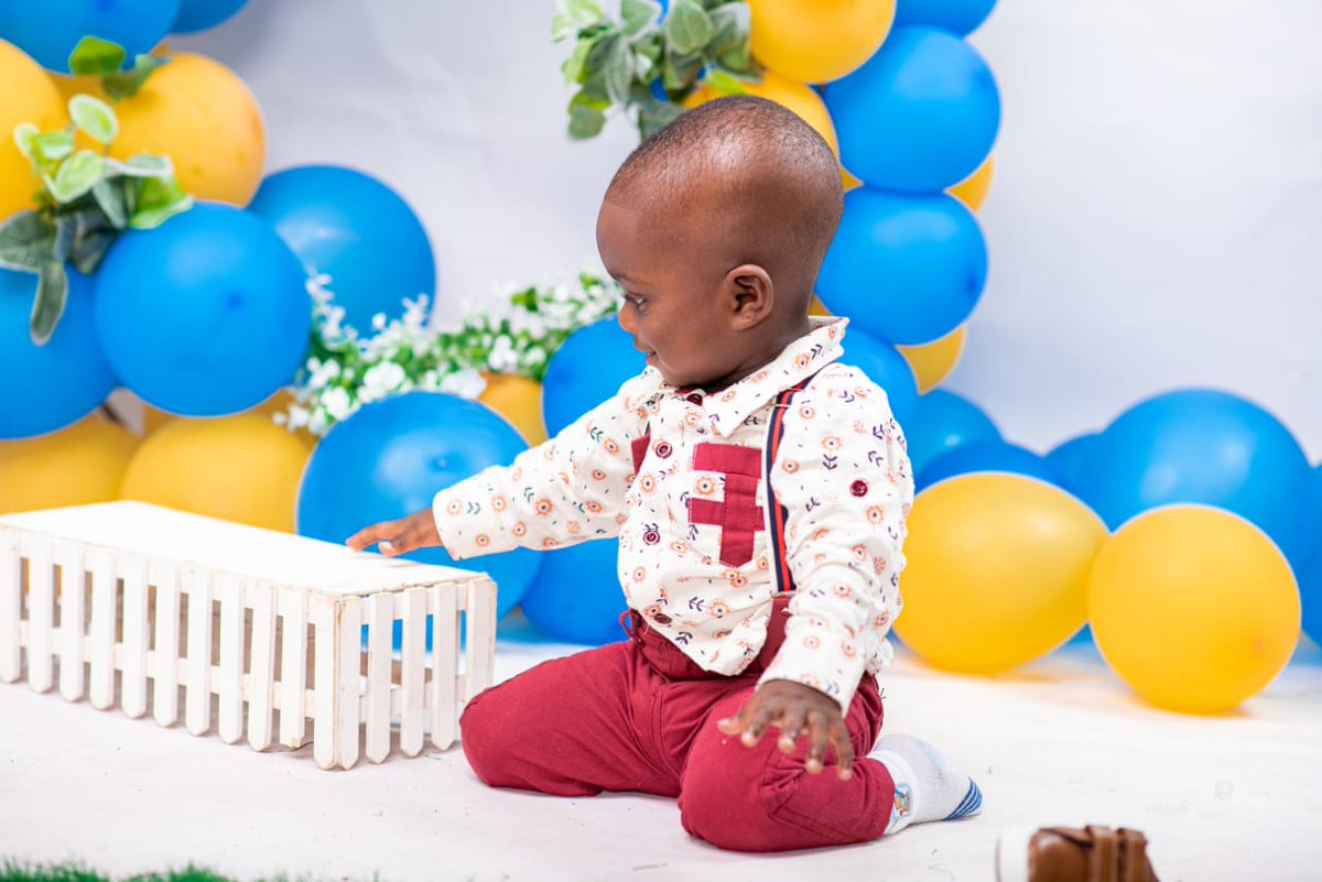 YaoSeth1's tweet photo. A Grandson was 1 Yesterday.  Reinhard, Happy Birthday https://t.co/ZcDbi80Eom
