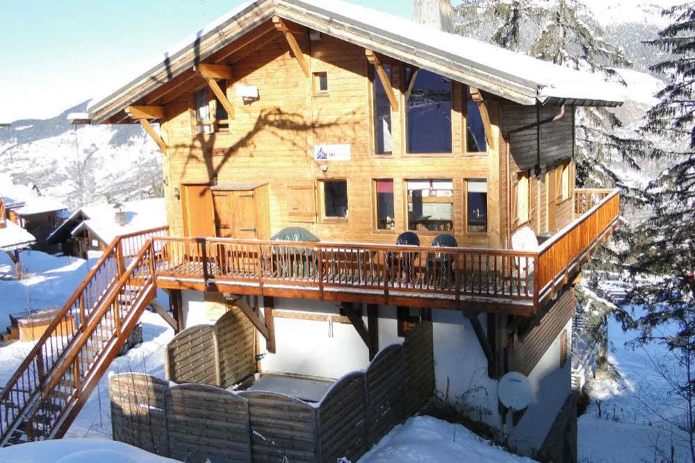DoyleRobbie45's tweet photo. RENT IN FRANCE - FRANCE HOLIDAYS 2022
https://t.co/lTnjXAyfKK
Chalet Juliette with Stunning Views in La Tania, the famous Three Valleys

#france #selfcatering #rentals #gites #travel #tourism #rentinfrance #gitesdefrance #apartments #chateau #longtermrentals https://t.co/RtmsEBLzCW