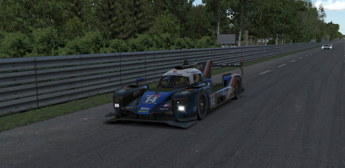 My final 4 stints are finished for Le Mans, jumped in the car when we were P12, and managed to get us up to 7th. Final hour right now, so it's up to @Sandro_VanSand to finish the race!