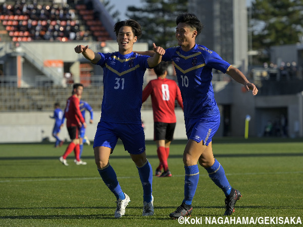 Conversation Between 阪南大学サッカー部 And Gekisaka 1 Whotwi Graphical Twitter Analysis