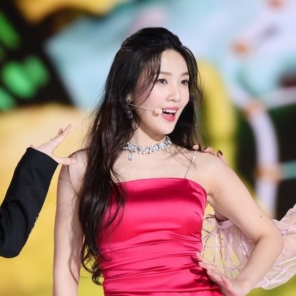 joysooyoungpics's tweet photo. [📸] "Red Velvet Joy, 'Goddess Beauty'"

https://t.co/gWP3XvnRzT

#JOY #조이 #레드벨벳 #레드벨벳조이 #박수영 #ParkSooyoung #RedVelvet #SBSGayoDaejeon #RedVelvet_SBSGayo https://t.co/7PPP3rV2OA