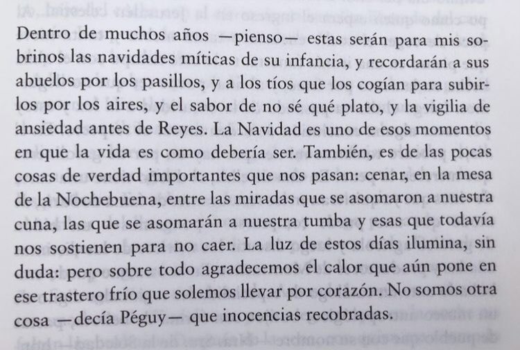 ariestcab's tweet photo. Es Peyró. Navidad. https://t.co/GyHan7AQFE