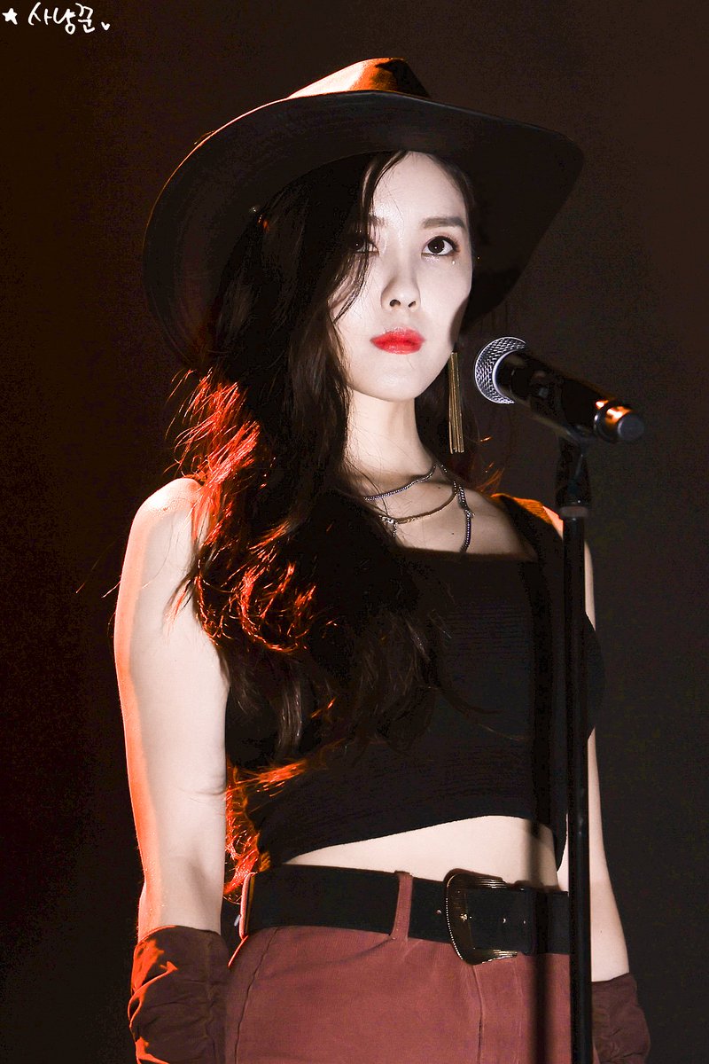 Starhunter_Hyom's tweet photo. 211121 2021 T-ARA FAN PARTY 직찍

《ALL KILL》

#효민 #HYOMIN @b89530 🤠

📎 https://t.co/EFAEahqMIb
📎 https://t.co/KnPeWdnr23
📎 https://t.co/fAr3uvnmQi
📎 https://t.co/UhJZdwQ4Ra https://t.co/ClpIy5s3xX