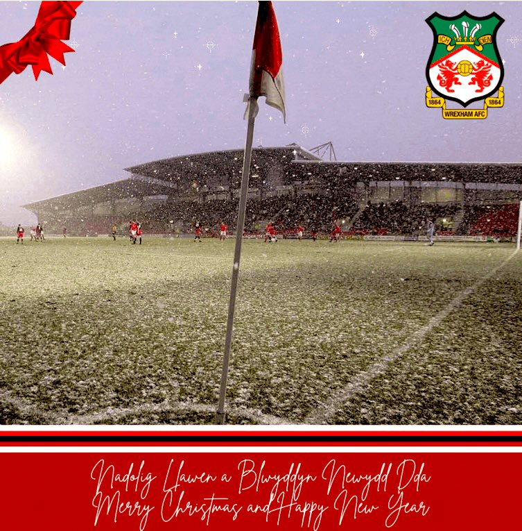 Heartfelt warm wishes to you and your families over this festive season @Wrexham_AFC ❤️🎄 #WxmAFC 🔴⚪️