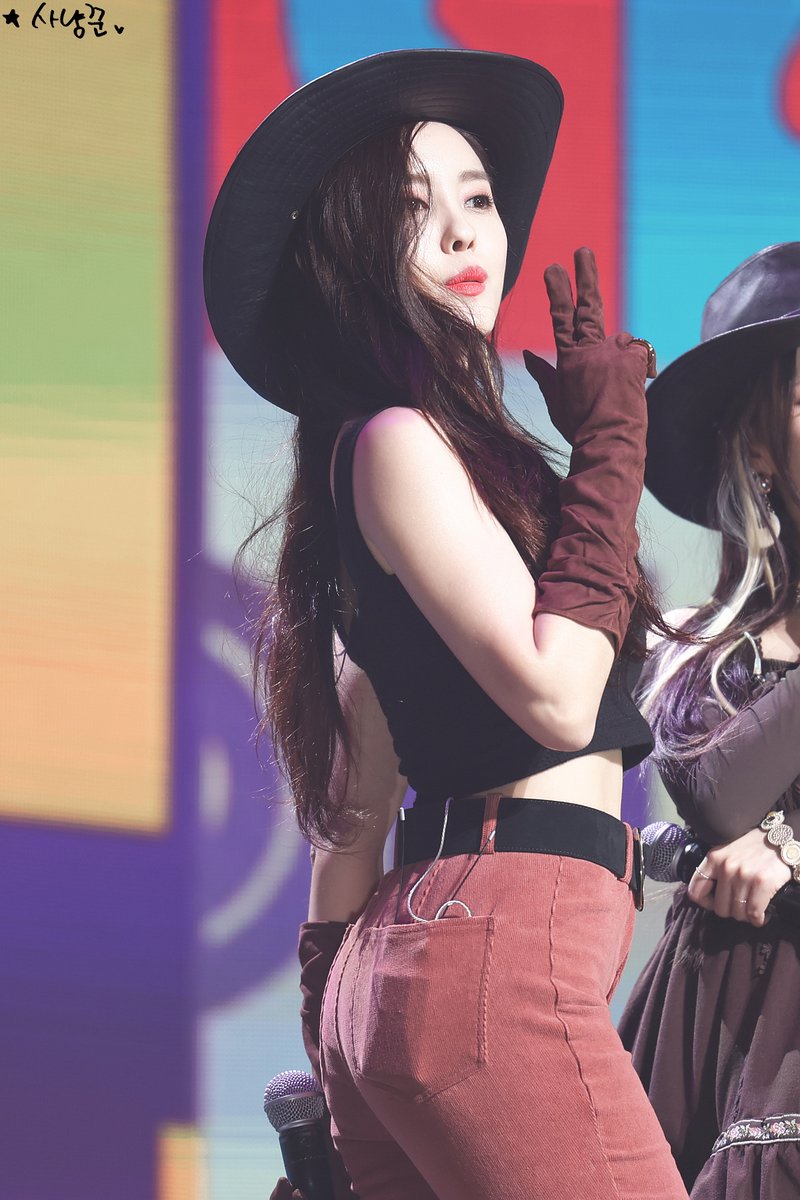 Starhunter_Hyom's tweet photo. @b89530 #효민 #HYOMIN @b89530 🤠

📎 https://t.co/5CBr92kZmV
📎 https://t.co/XF5dHTBLUC
📎 https://t.co/A5KrxAzmGQ
📎 https://t.co/t5p3yiARZ1 https://t.co/nYEW3QDJdH