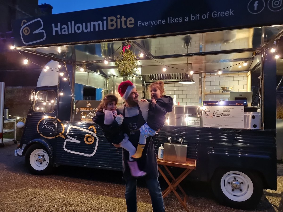 Wishing you all a very #MerryChristmas!
It has been a very interesting and challenging year for all of us as well as for #Halloumibite. However your #Love and #Loyalty gives us the energy and strength to continue pushing forward. 
Thank you for your continuous #support and love!