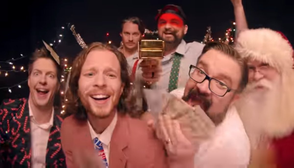 HFsHFries's tweet image. The @HomeFreeGuys are the easiest to "shop" for! Just get them #ColdHardCash youtu.be/X4wOkFtfhCw