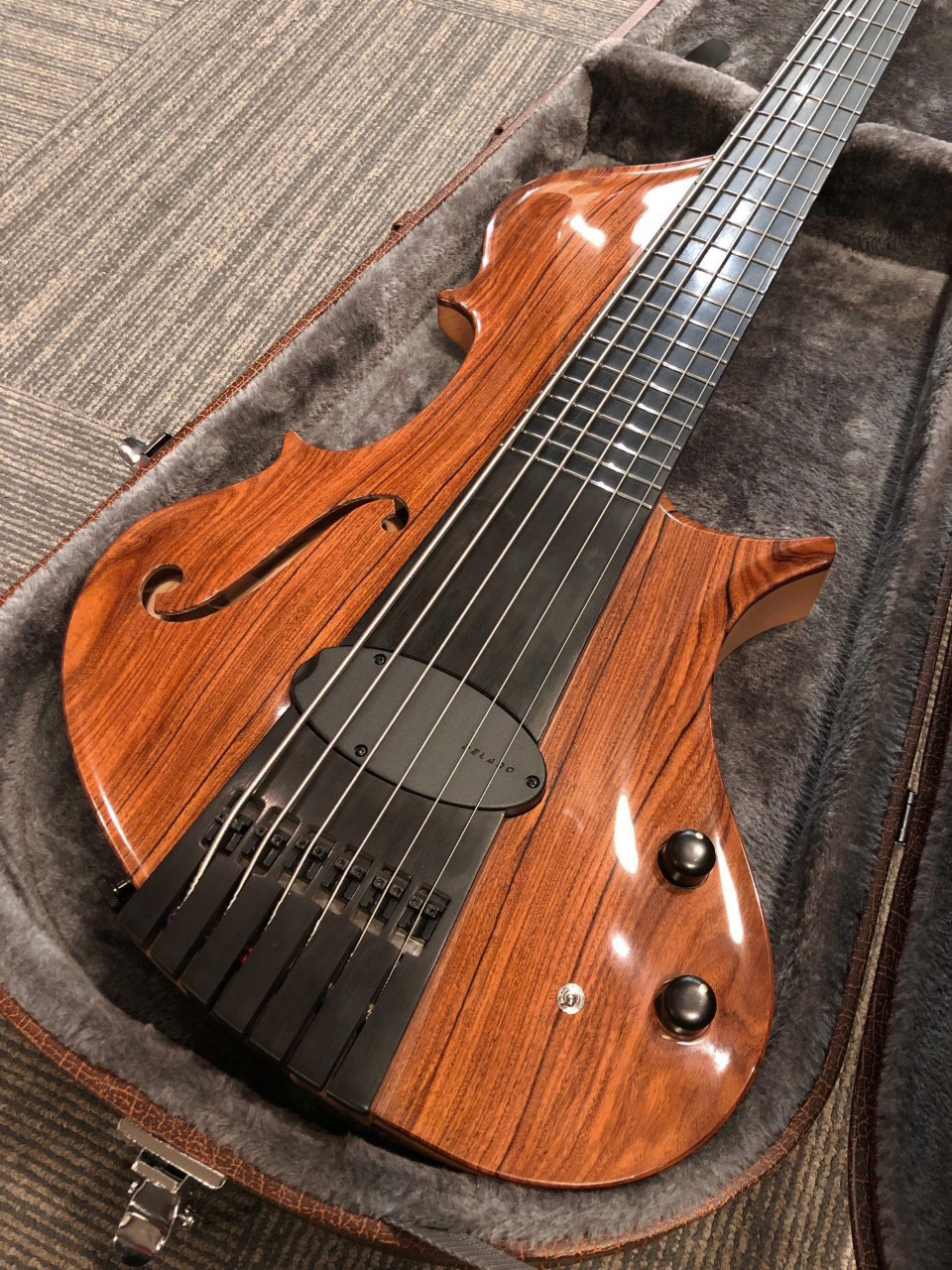 美品】Stradi SKY ストラディ フレットレスベース bass 五弦