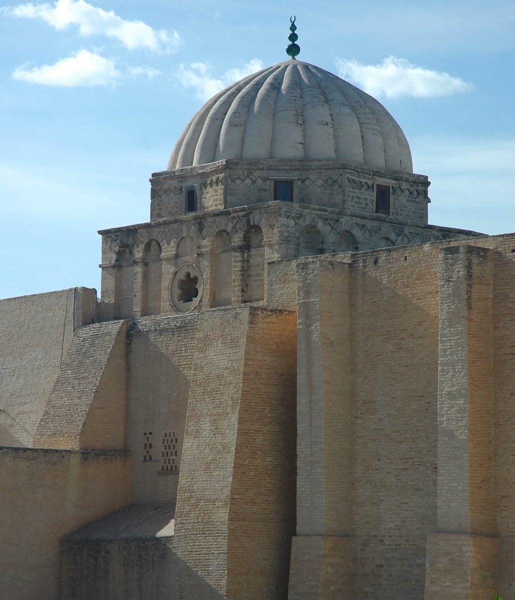 IslamByDesign's tweet photo. The Great Mosque of Kairouan also known as the Mosque of Uqba, is a mosque situated in the UNESCO World Heritage town of Kairouan, Tunisia and is one of the most impressive and largest Islamic monuments in North Africa.

#islamicdesign  #islamicart  #art  #islamiccalligraphy https://t.co/yquGVUWyHj