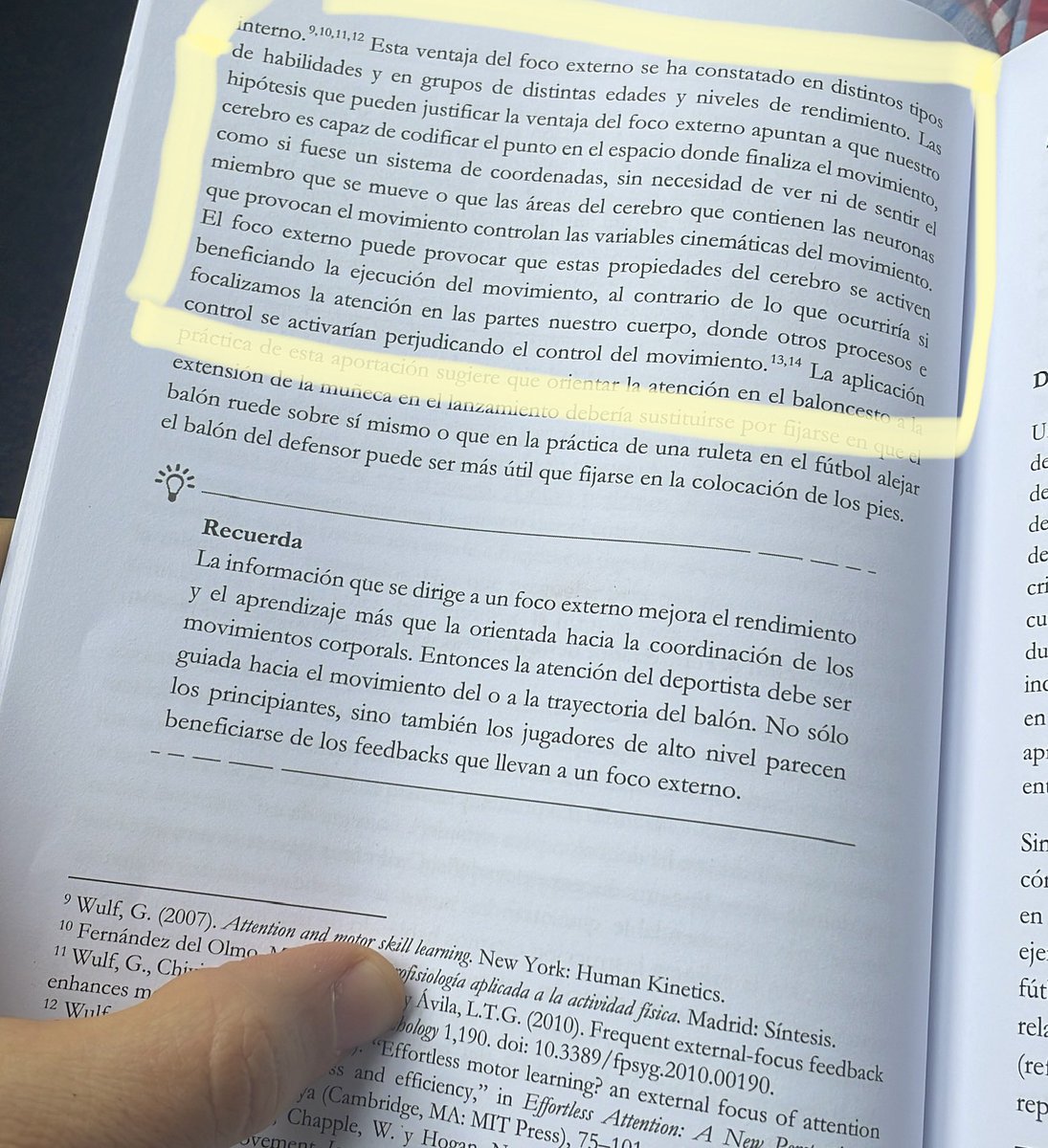 acea_ngel's tweet photo. La importancia del foco externo en el entrenamiento , podríamos aplicarlo a los procesos de Readaptación-Reentrenamiento en lesiones. Centrarse en la finalidad/consecuencia (movimiento ) vs en la causa (músculo). 📚 @Clagopuvigo #seirulo https://t.co/UA5IcJJ3YT