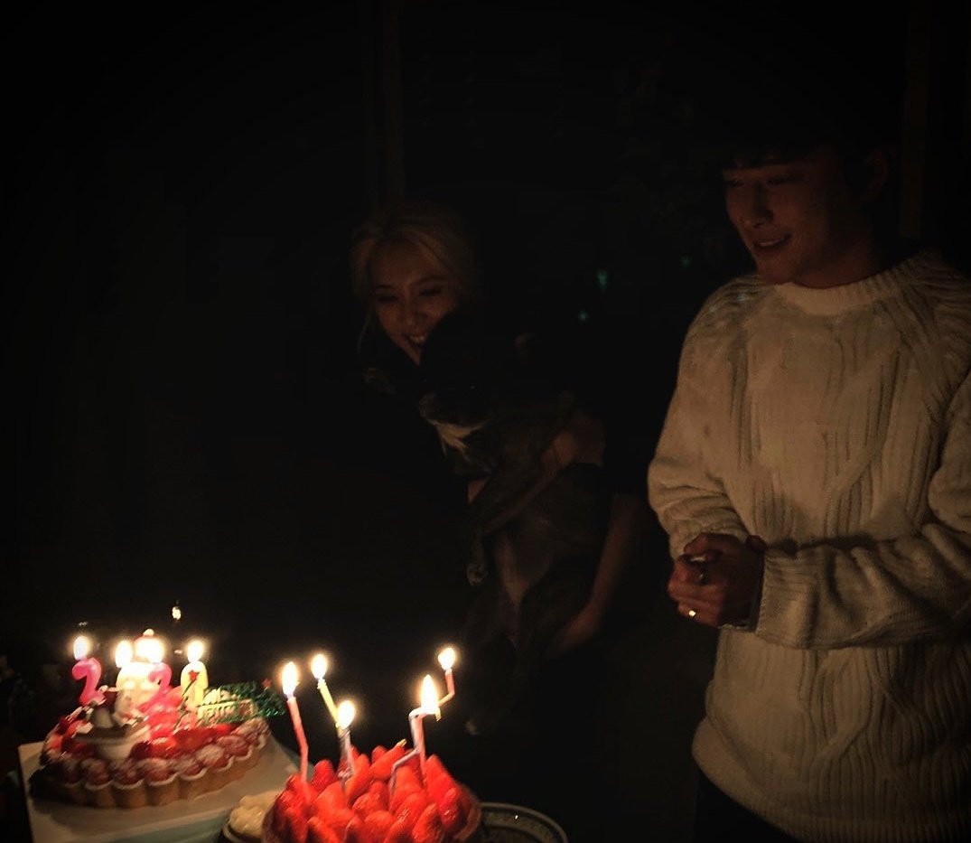 jiwoo jseph and tani in one picture??? I love this 😭