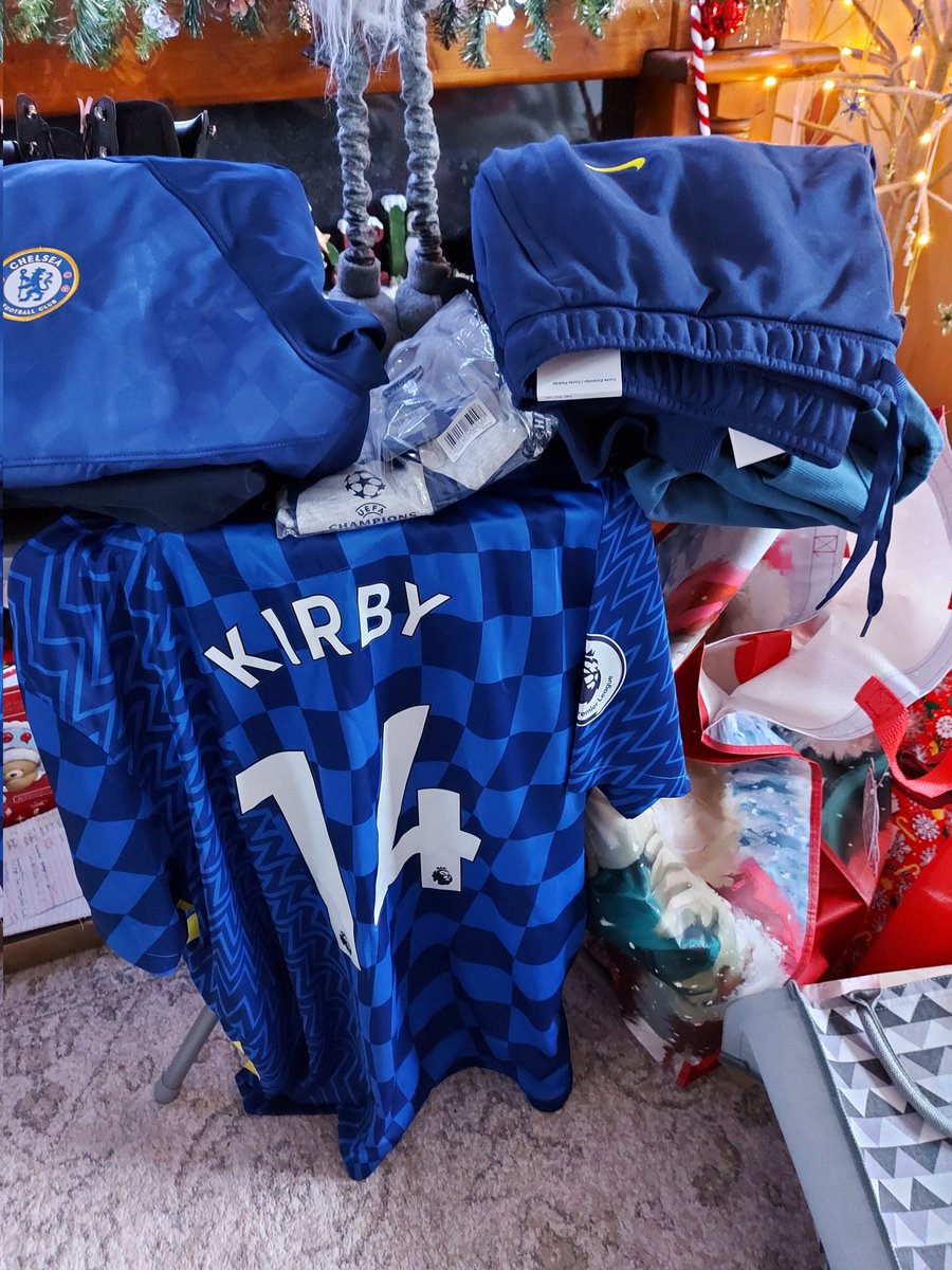 Insaneastherest's tweet photo. @frankirby What a wonderful surprise I've had today . Merry Christmas 🎅 🎄 https://t.co/LFzKkQHSuc