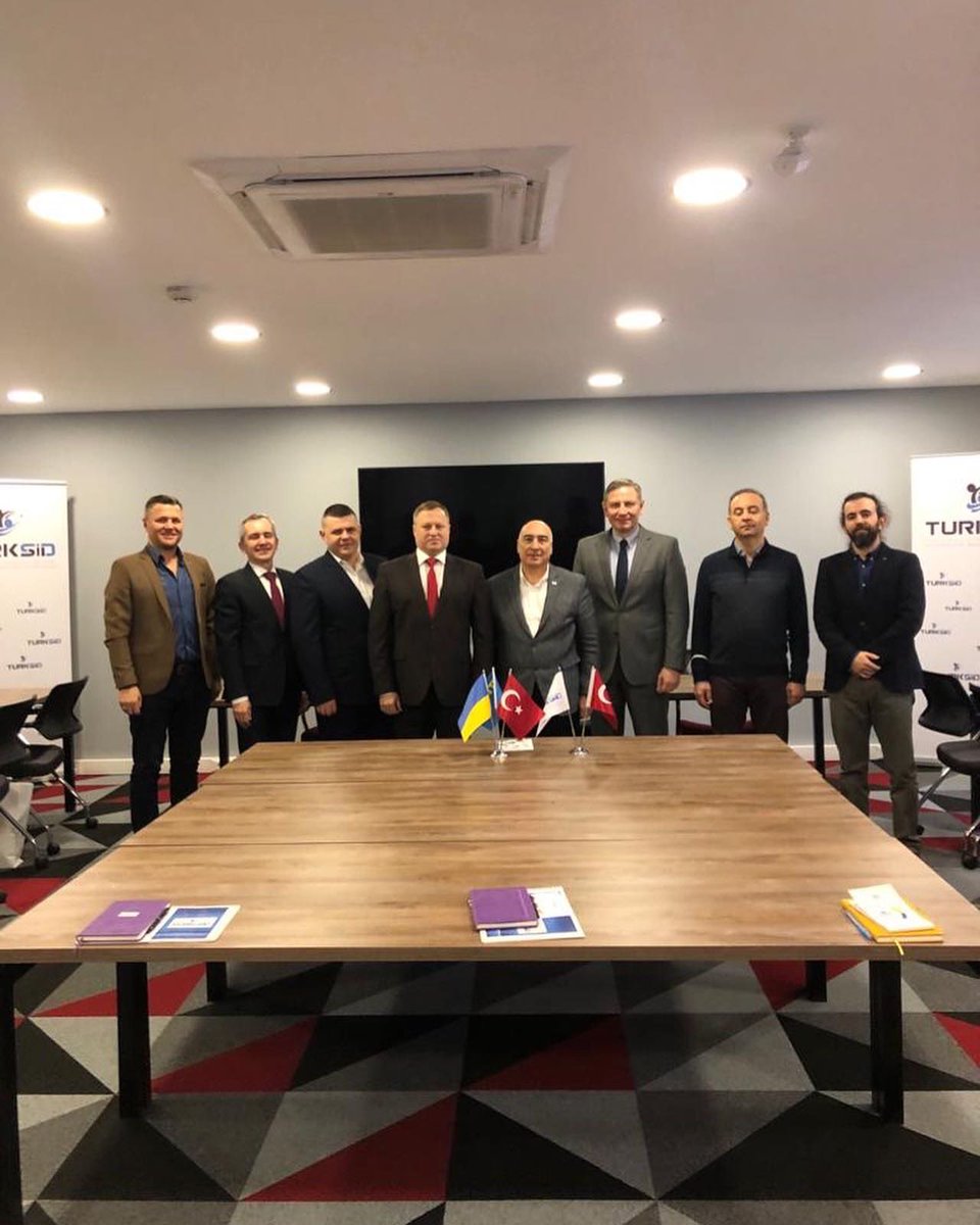 Turksid_Turciba's tweet photo. Ukrayna'nın Ternopil şehrinden misafirlerimizi ağırladık. Ternopil Uluslararası İşbirliği Dairesi Başkanı Sayın Kulyk Ruslan, Ternopil Bölge Konsey Başkan Yardımcısı Sayın Ihor Sopel, Ternopil Bölge Konseyi Daimi Komitesi Bütçe Sorumlusu Başkanı Sayın Shigol Oleh ve +++ https://t.co/QAzTFT3vzS
