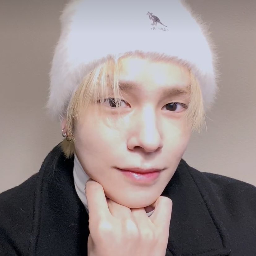 serimlatte's tweet photo. merry christmas🎄❤️ https://t.co/hE69u3KAiF