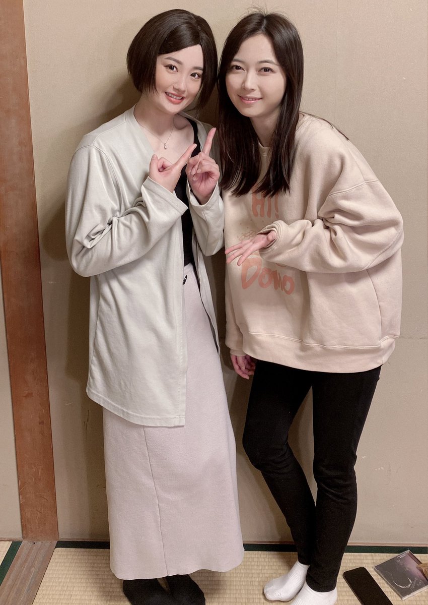 koteramari's tweet photo. #大阪環状線

高嶺のJK(彩木咲良ちゃん)
風の噂JK(堀くるみちゃん)
音痴じゃなかったJK(寺田もかちゃん)
メガネ(伊藤真央君) https://t.co/RYM4KjlqxP
