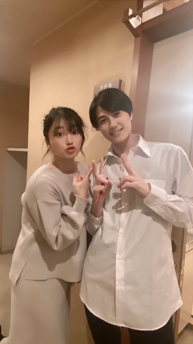 koteramari's tweet photo. #大阪環状線

高嶺のJK(彩木咲良ちゃん)
風の噂JK(堀くるみちゃん)
音痴じゃなかったJK(寺田もかちゃん)
メガネ(伊藤真央君) https://t.co/RYM4KjlqxP