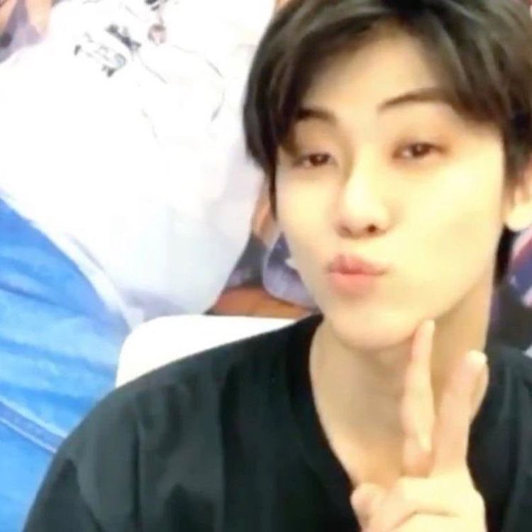 🌷💖🪞 tweet media