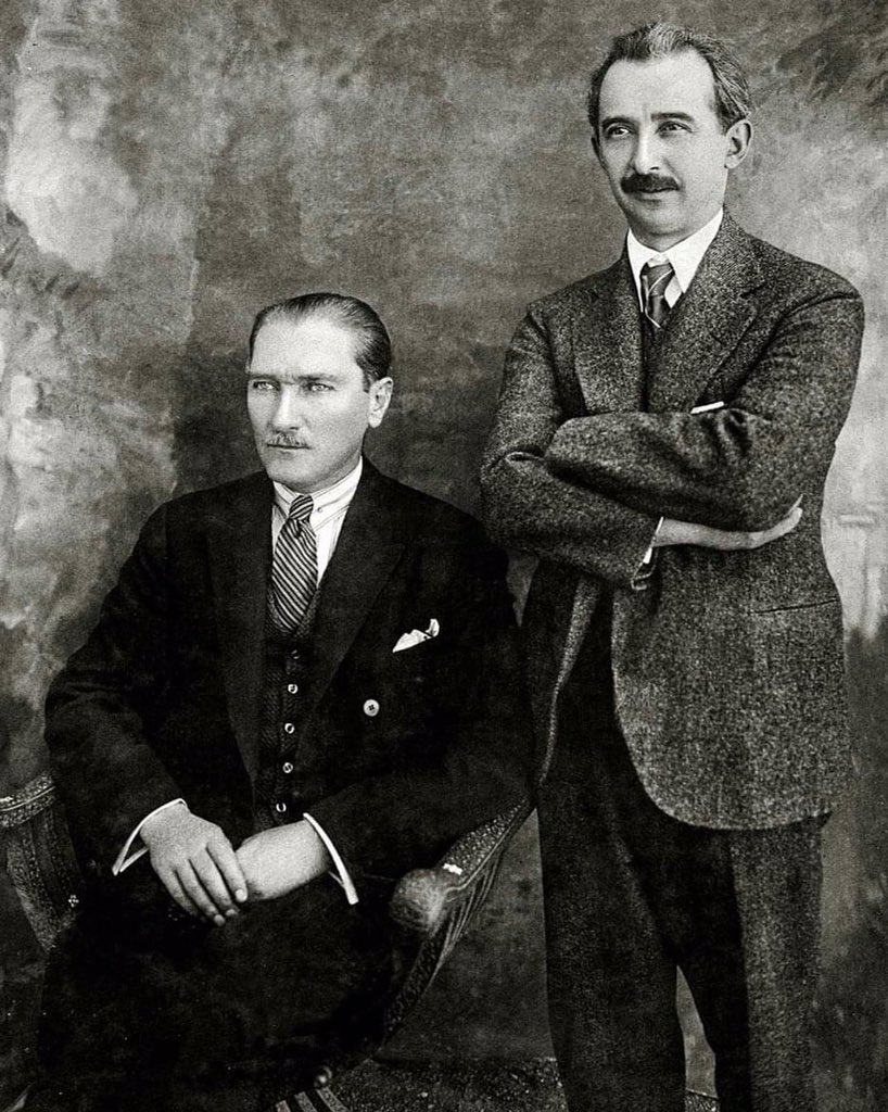 Garp Komutanı,Türkiye Cumhuriyeti Kurucularından #ismetinönü  Ölümünüm 48. Yılında  Nurlar içinde uyu❤❤