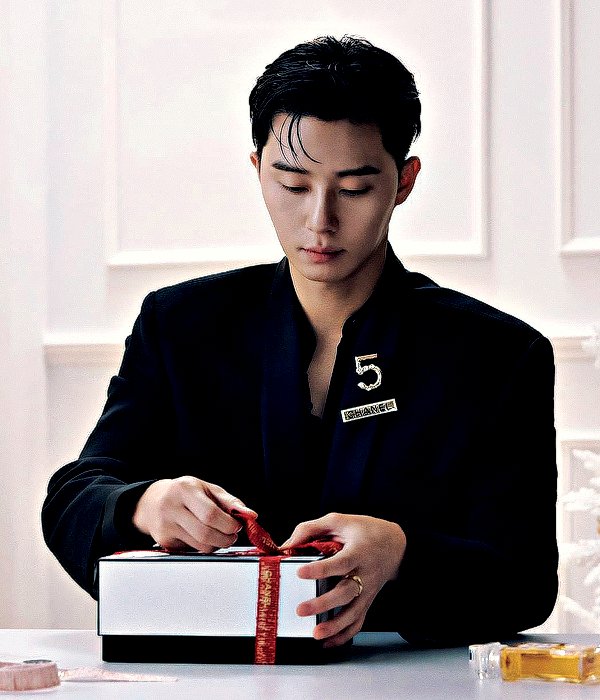 Who wants some Christmas present?